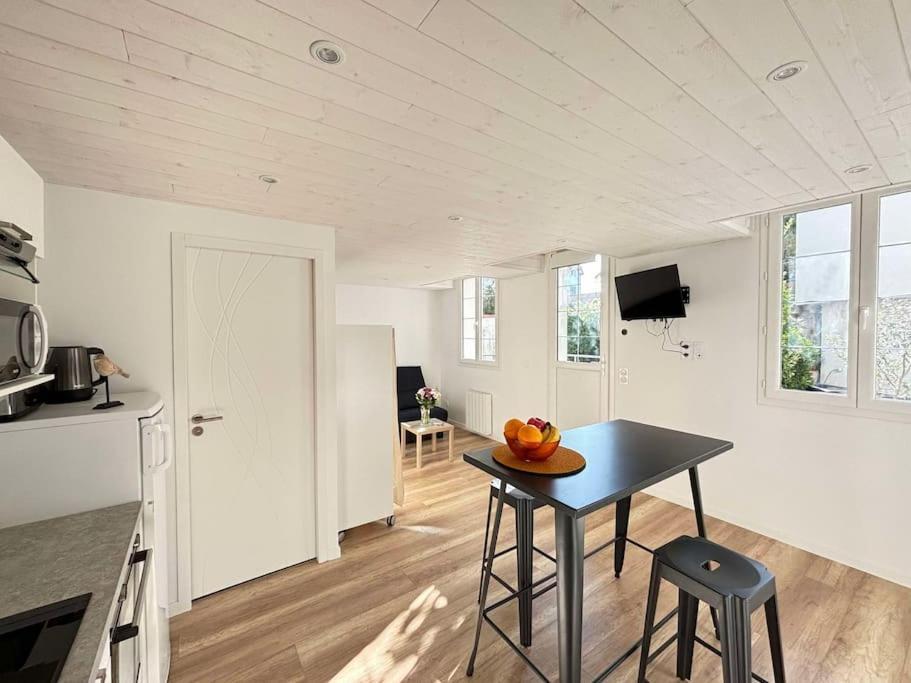 L'Hirondelle, Studio Renove Au Coeur D'Arago Ле-Сабль-д’Олон Экстерьер фото